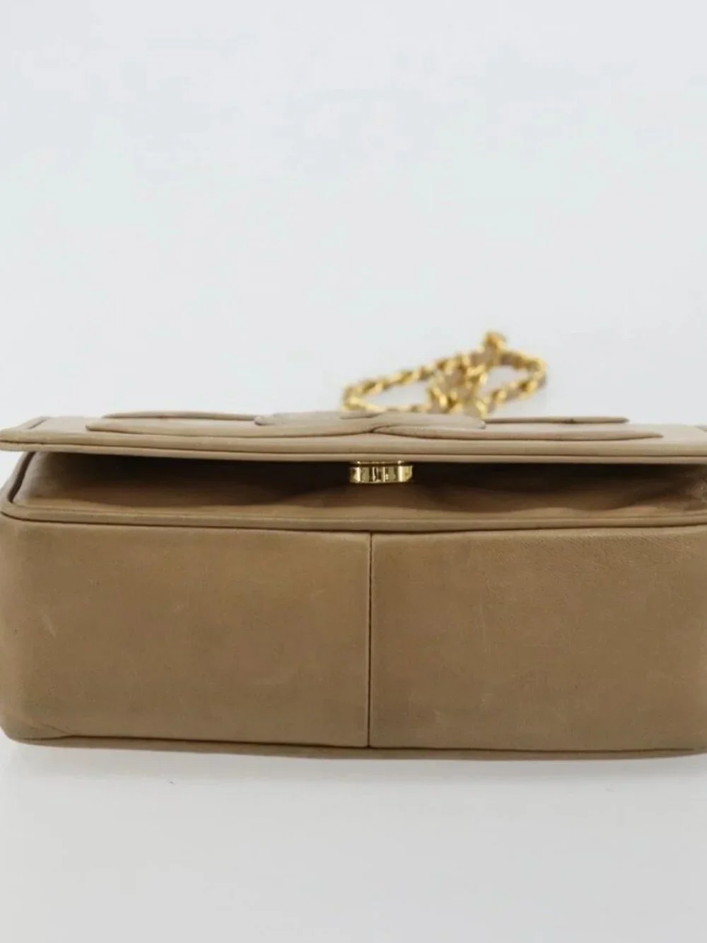 CHANEL Matelasse Chain Shoulder Bag Lamb Skin Beige Gold CC Auth ka4478V
